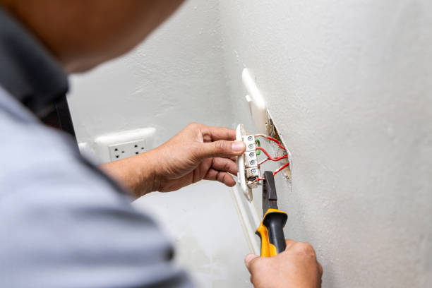 Best Affordable Emergency Electrician  in Brownsville, LA